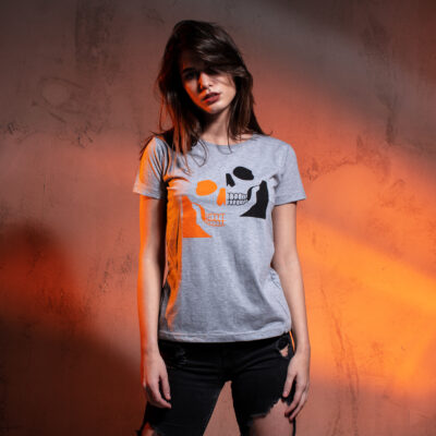 GREY SKULL T